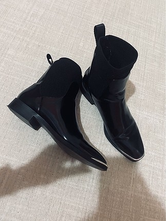 zara bot