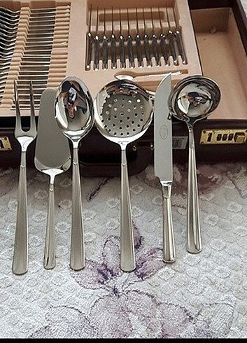  Beden Ar yıldız çatal, kaşık, bıçak seti