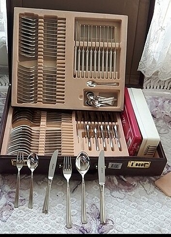  Beden gri Renk Ar yıldız çatal, kaşık, bıçak seti