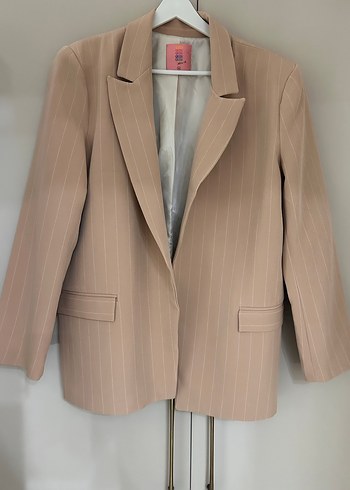 Bej Düğmeli Kadın Blazer Ceket