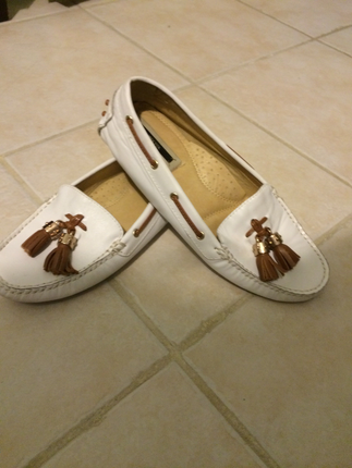 Beyaz taba loafer 