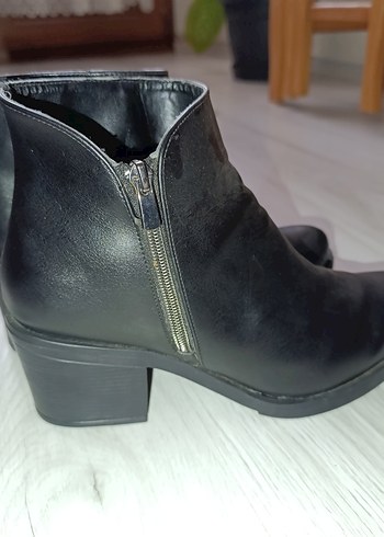 Hafif topuklu bot - Görsel 2