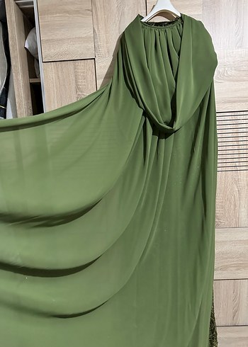 Pelerinli kına elbisesi - Görsel 6