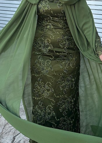 Pelerinli kına elbisesi - Görsel 2