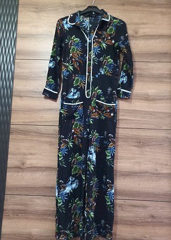 Zara Çiçek Desenli Uzun Kollu tulum