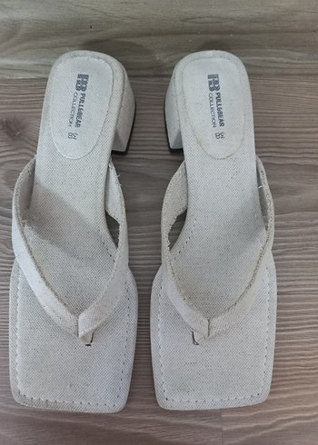 Pull and Bear Gri Kadın Günlük Dolgu Topuk Terlik