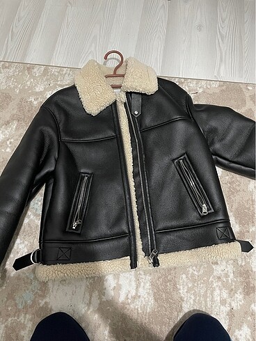 Bershka kaban mont