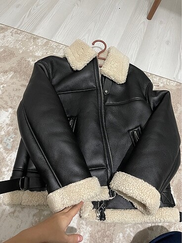 xs Beden siyah Renk Bershka kaban mont