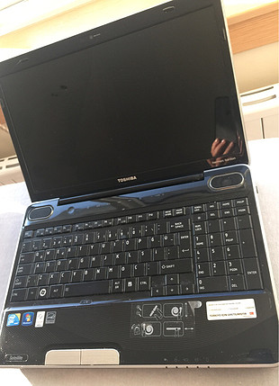 HP ve Toshiba Laptop