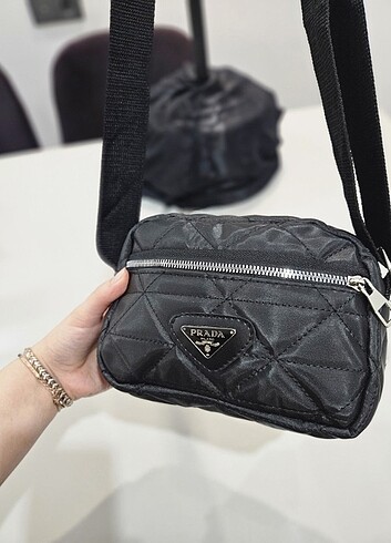 Prada kadın çanta