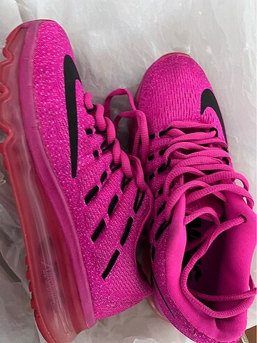 Nike spor ayakkabı