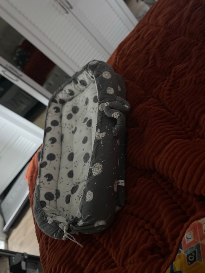 Gri Desenli Bebek reflü  Yatağı - Görsel 2