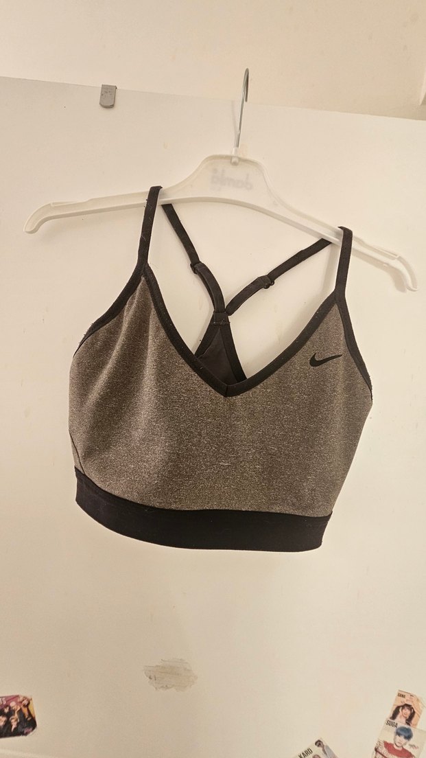 Gri Spor Büstiyer ve Siyah Tayt Takımı - Görsel 3