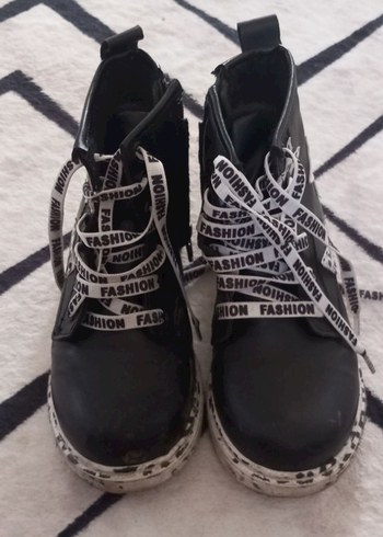 kız çocuk bot - Görsel 3