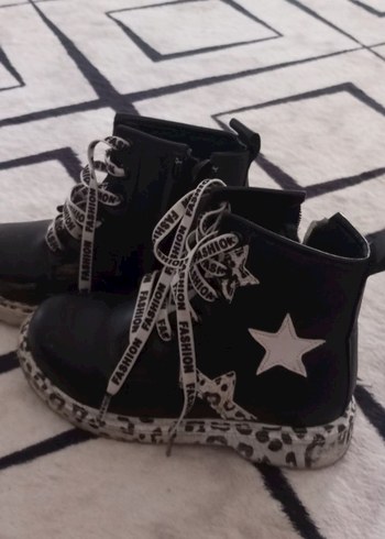 kız çocuk bot - Görsel 2