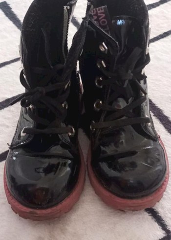 kız çocuk bot - Görsel 2