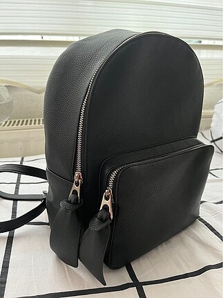 Stradivarius siyah büyük çanta