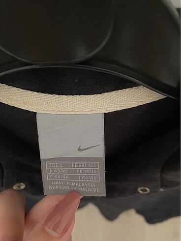 l Beden Nike tshirt