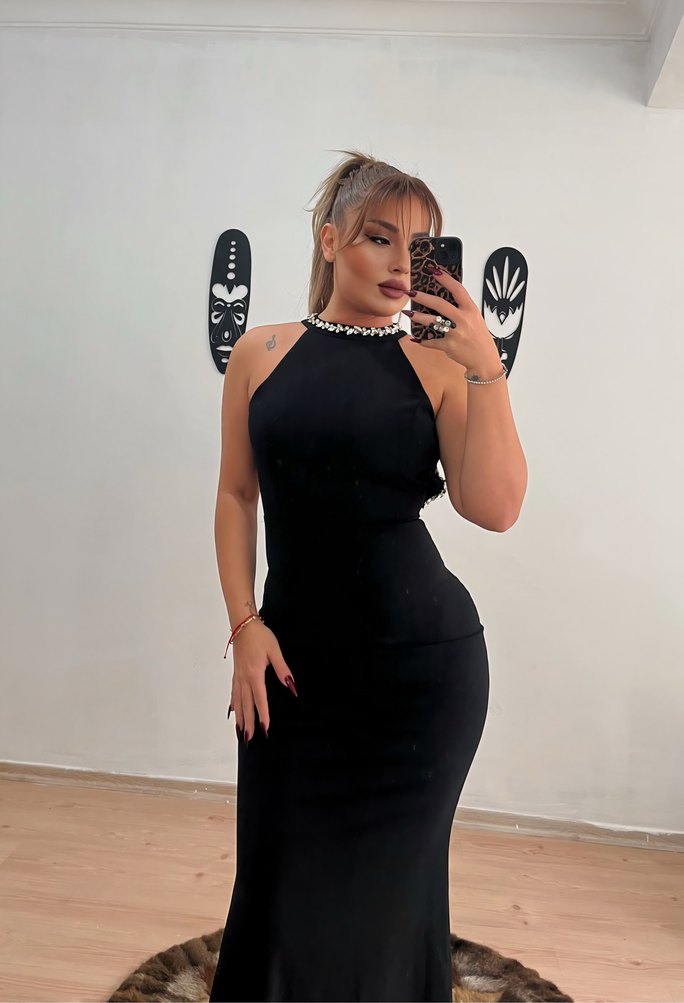 Sırt taş Detaylı Siyah Elbise - Görsel 4