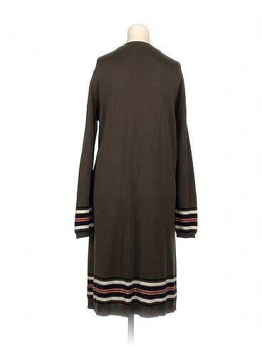 xl Beden PreLoved Hırka %70 İndirimli.