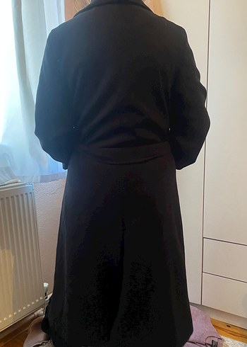Siyah Kuşaklı Uzun Kaban - Görsel 2