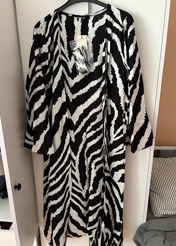 Zebra Desenli Uzun Kadın pareo