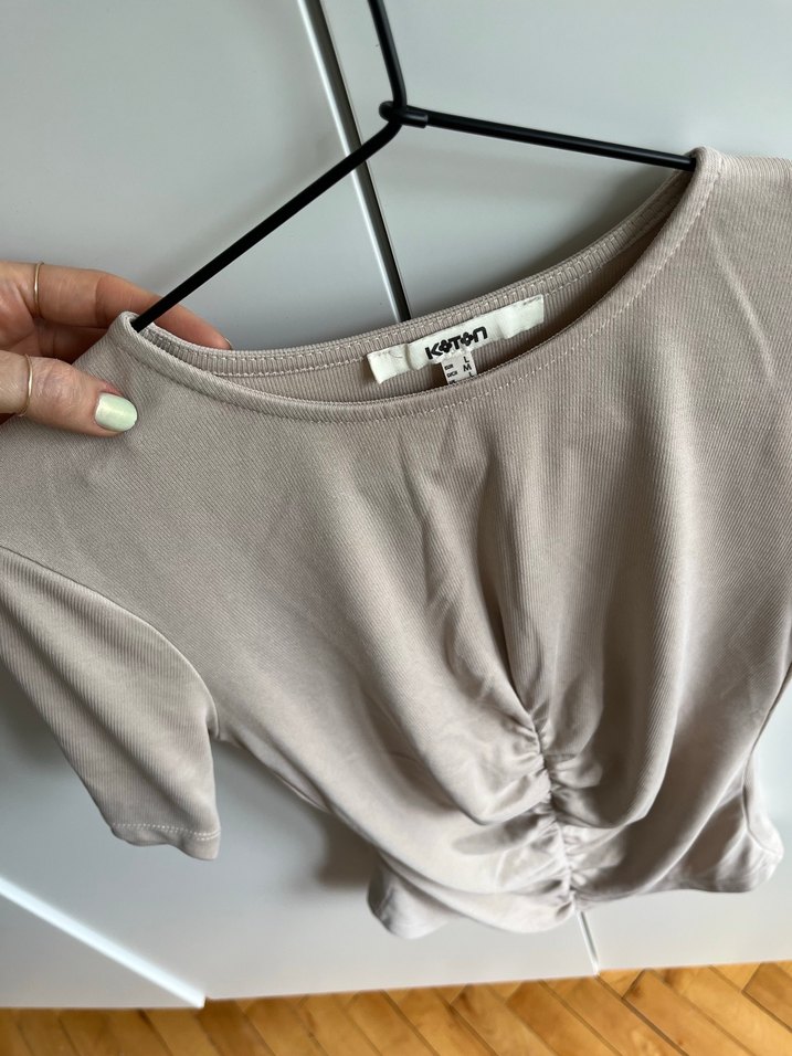 Bej Kısa Kollu Kadın Bluz - Görsel 3