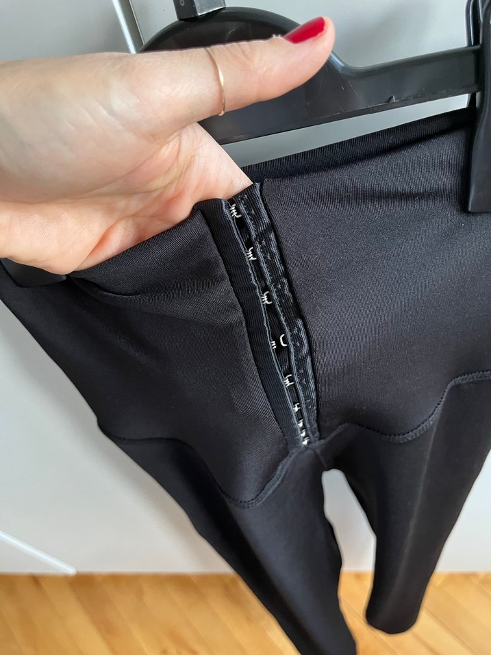 Siyah Parlak Rubber Goth Tayt - Görsel 2