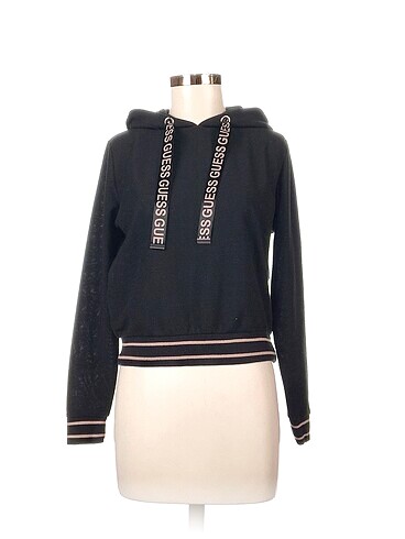 Guess Sweatshirt %70 İndirimli.