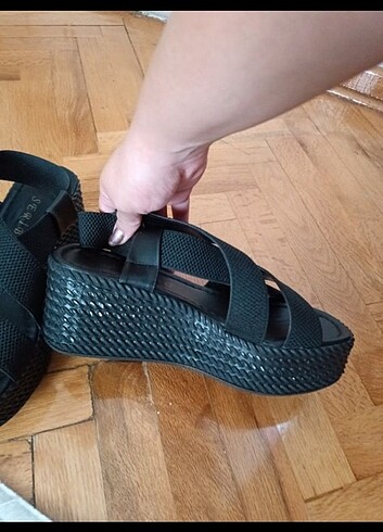 Diğer Dolgu topuklu da sandalet