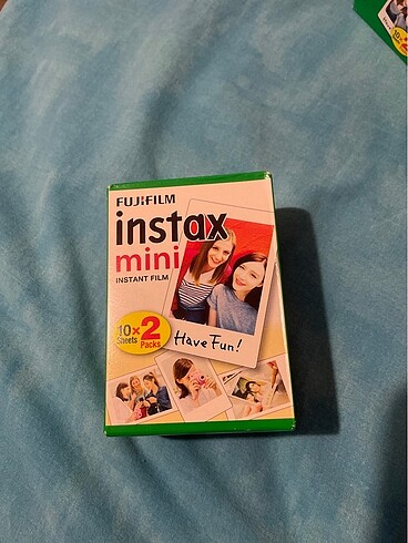 Instax film