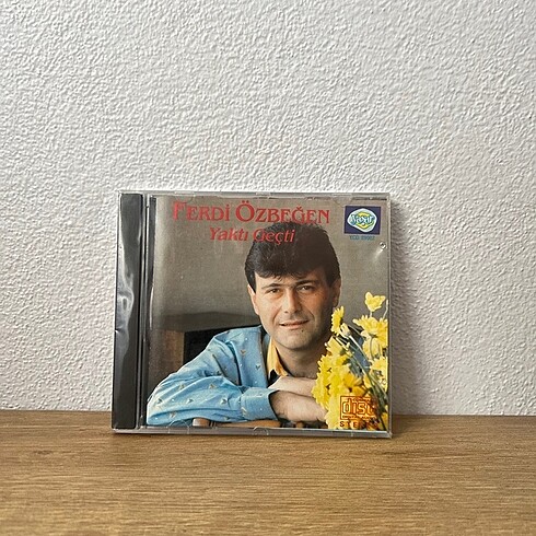 Ferdi Özbeğen - Yaktı Geçti Cd