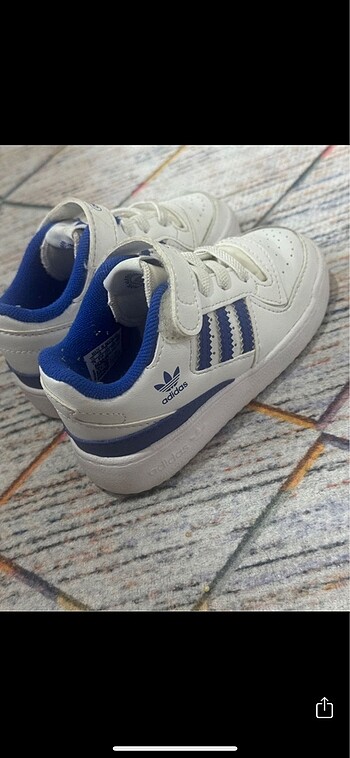 Adidas Adidas çocuk ayakkabısı
