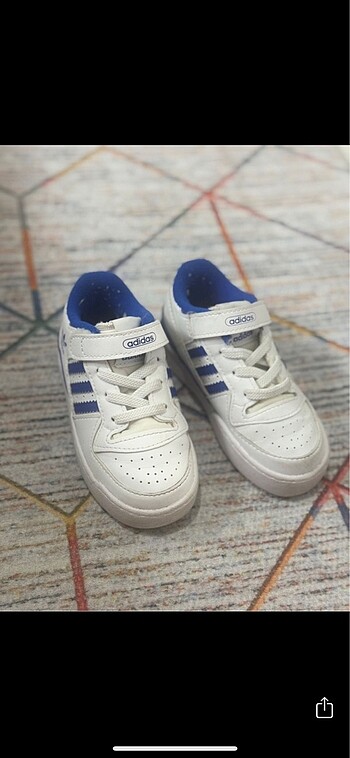 23 Beden Adidas çocuk ayakkabısı