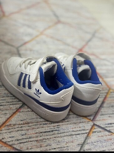 Adidas çocuk ayakkabısı