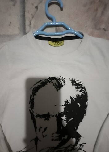 Beyaz Atatürk baskılı tişört 