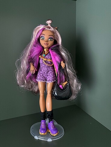 Beden Monster high