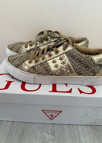 Guess Sneakers