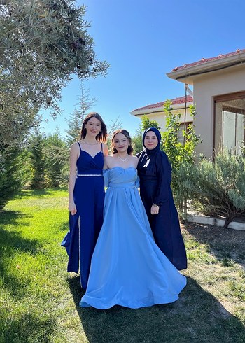 m Beden Mavi taşlı abiye