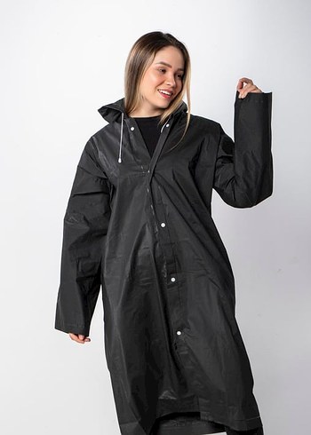 Siyah Kapüşonlu Eva Kumaş Kadın Yağmurluk - Görsel 2