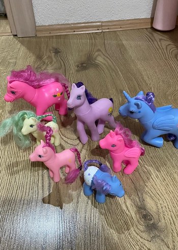 Beden Renk Pastel Renkli Çoklu At Figürleri pony