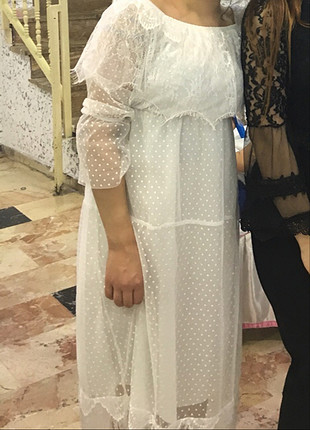 Beyaz tül elbise