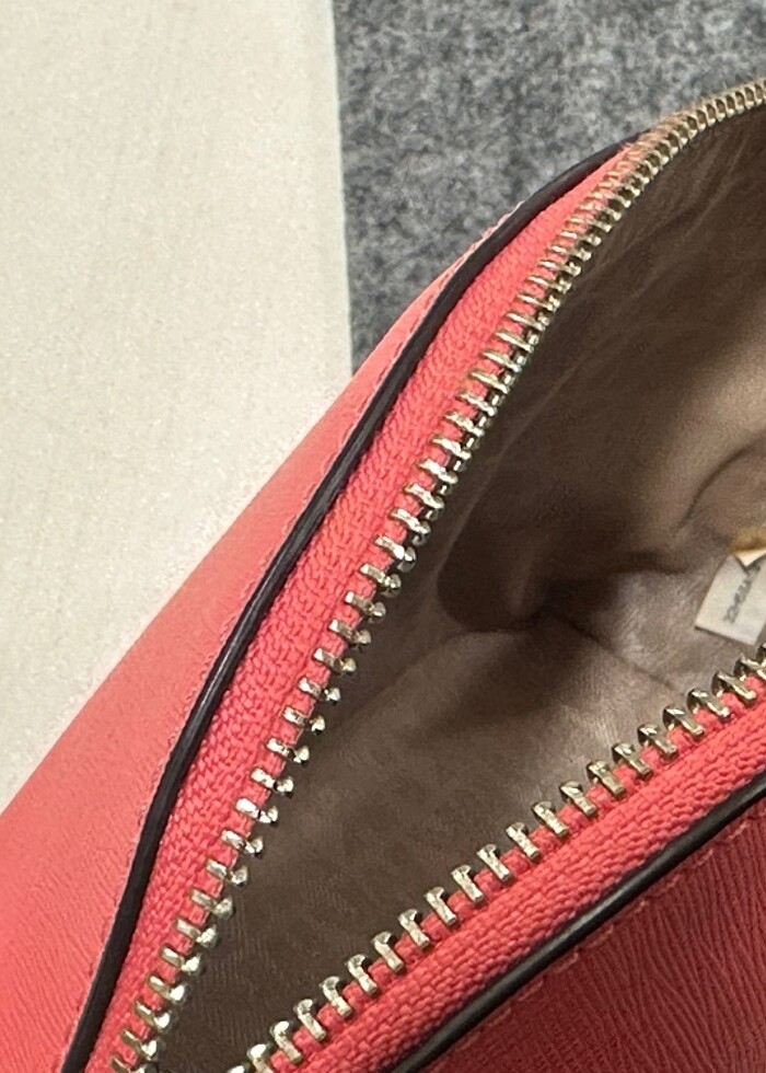 Micheal kors makyaj cantasi - Görsel 4