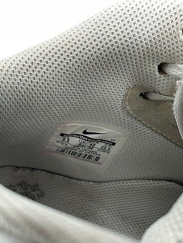 40 Beden beyaz Renk Nike Spor Ayakkabı %70 İndirimli.