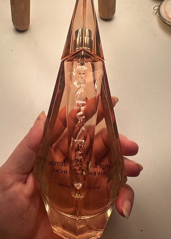 Givenchy Ange ou Démon Le Secret Kadın Parfümü - Görsel 2