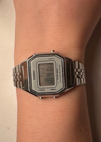 Casio La680wa-7df Retro Vintage Kadın Kol Saati - Görsel 3