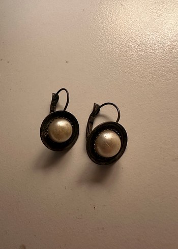 Vintage Mini Beyaz Düğme Küpe - Görsel 3