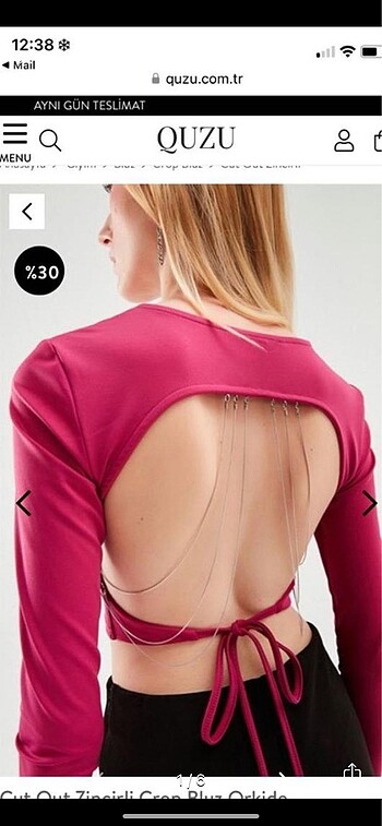 Sırtı Açık Pembe Crop