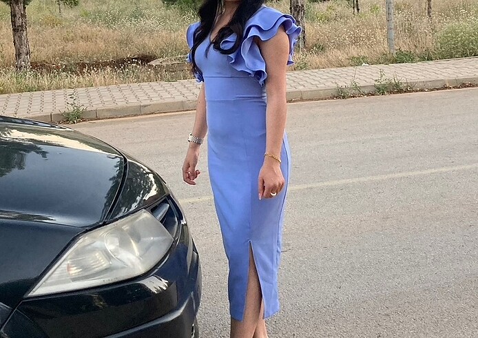 s Beden Fırfır detaylı elbise