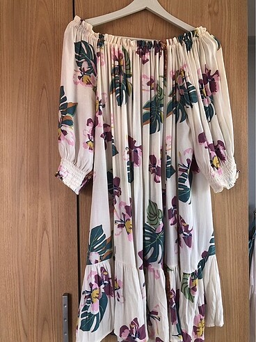 Batik marka çiçekli elbise